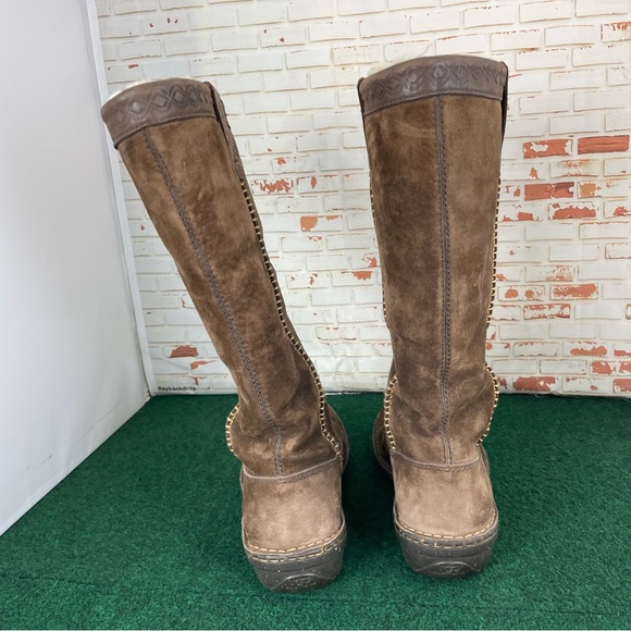 Ugg Austrailia Swell Tall Boots - Picture 7 of 10